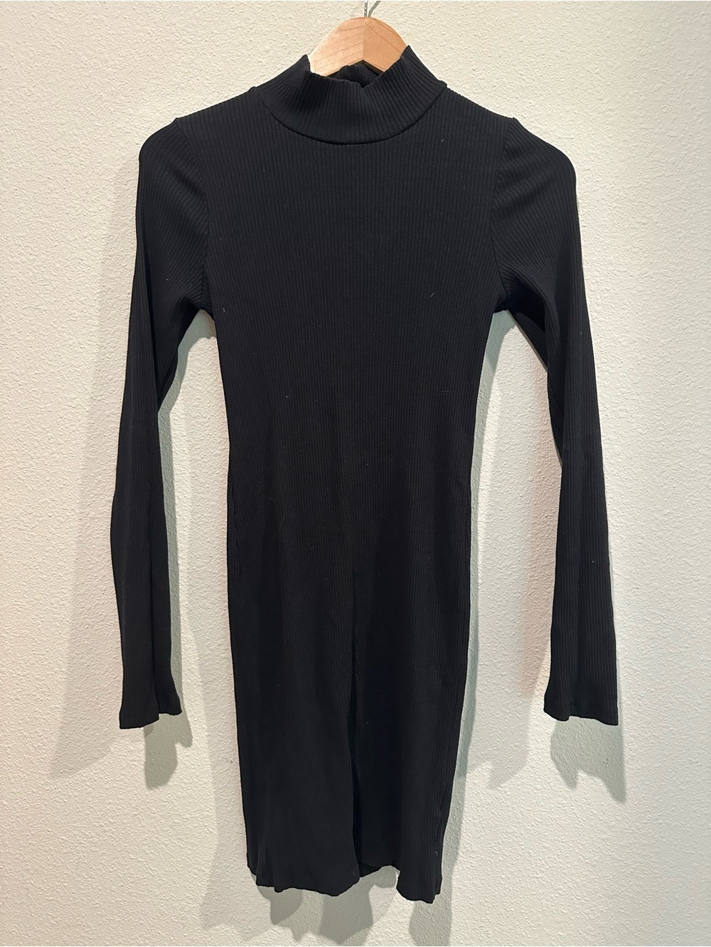 Women’s Lulus Black Ribbed Mock Neck Women’s Sweater Dress Large